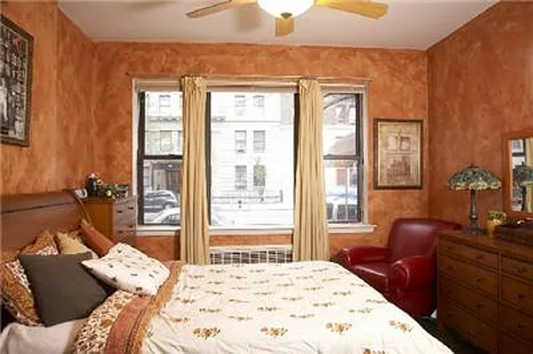 Sold by R New York | media 8