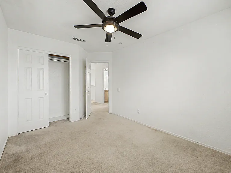 2656 W Mountain Heights Ct — Photo 26