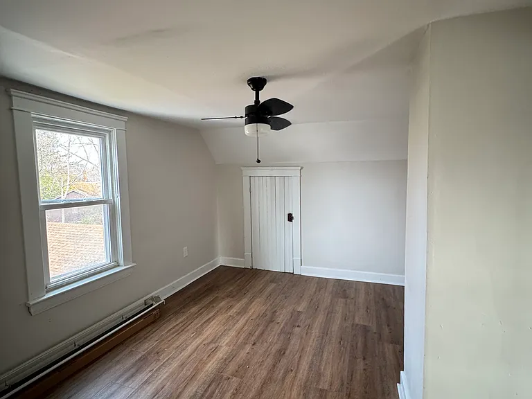 35 Ellenwood Ave #35 — Photo 6
