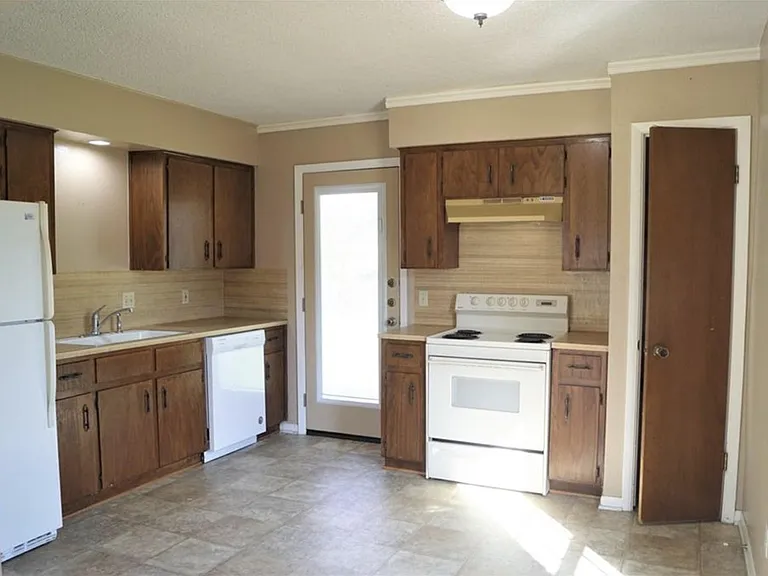 101 Stubblefield Dr #A — Photo 4