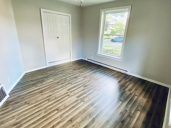 3rd image of 2019 16th Ave #1