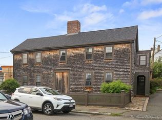 12 Pine St, Gloucester, MA 01930