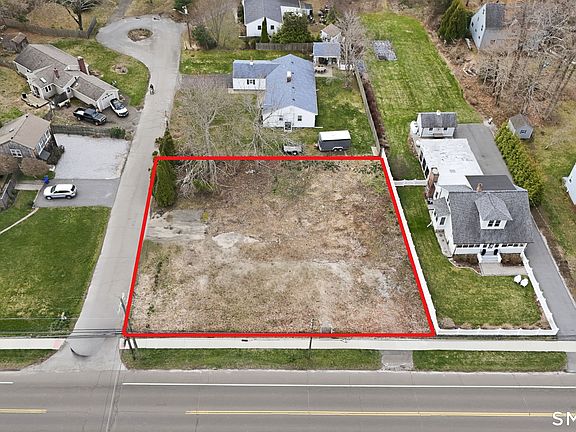 2nd image of 124 Old Boston Post Road