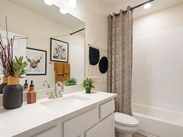 2428 Ekvall Dr — Photo 14