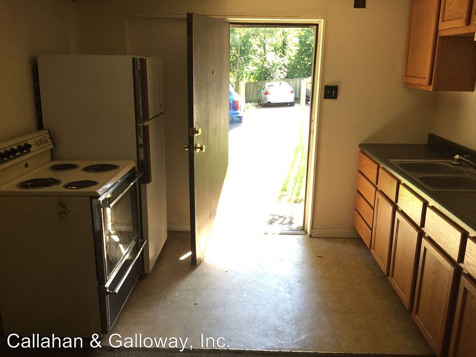 2nd image of 1414B Anthony St