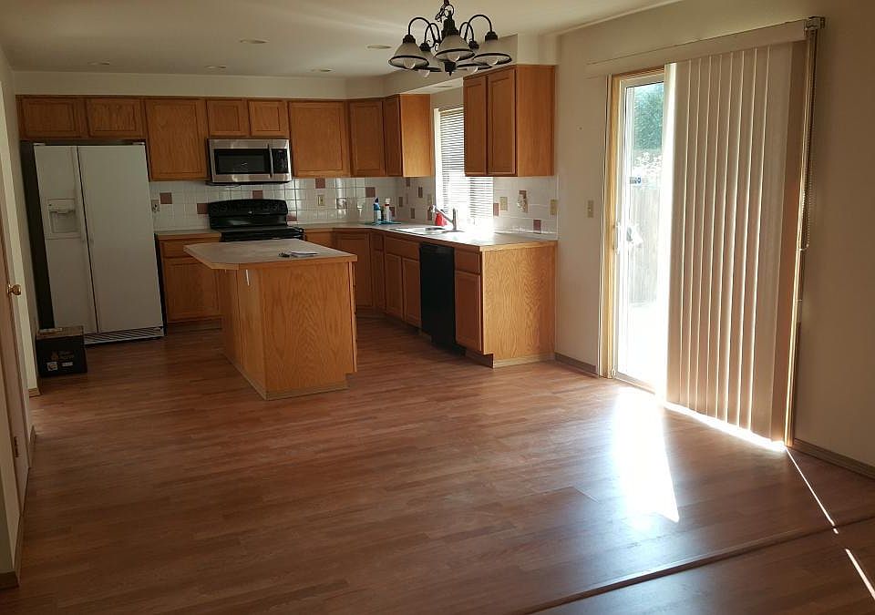 2nd image of 8691 S 123rd St