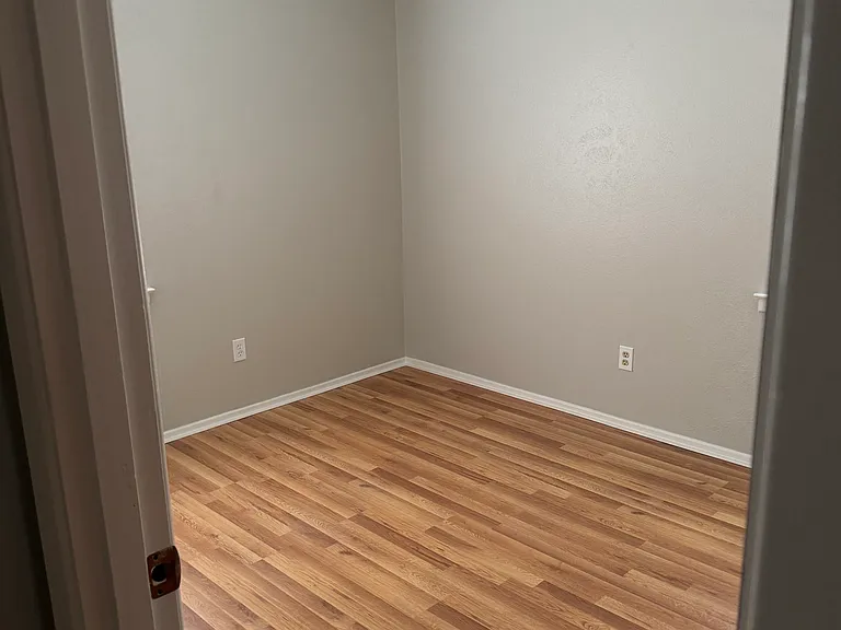 4428 Jane Anne St — Photo 8