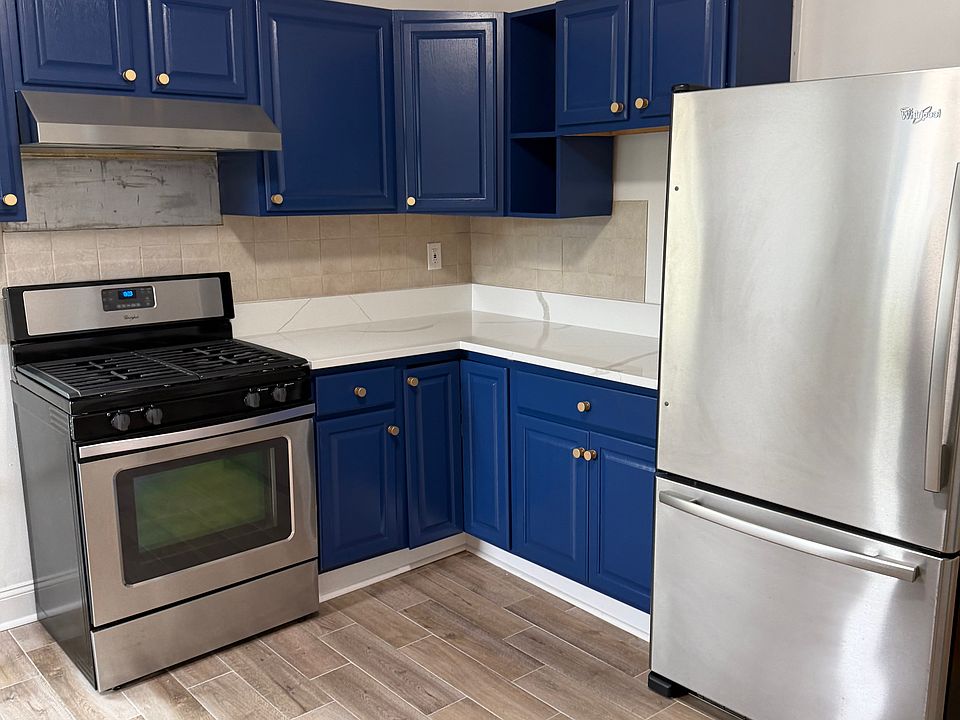 1st image of 25 Lincoln Ave #1