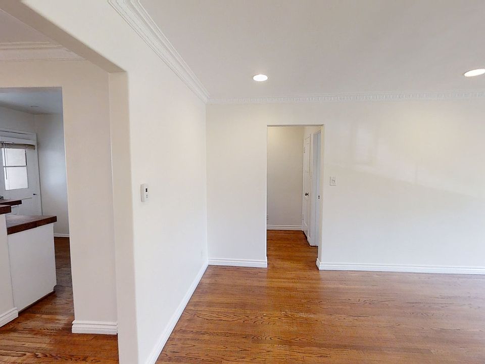 1st image of 2365 Kerwood Ave #2365