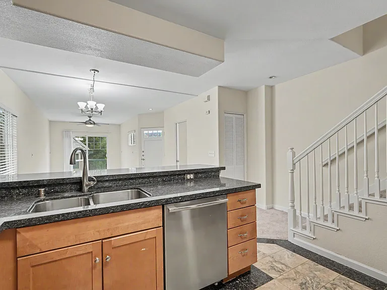 808 Lenzen Ave #107 — Photo 7