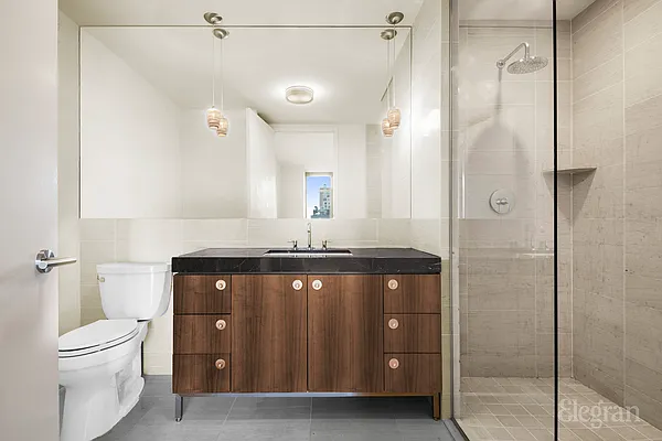 Sold by Elegran | media 5