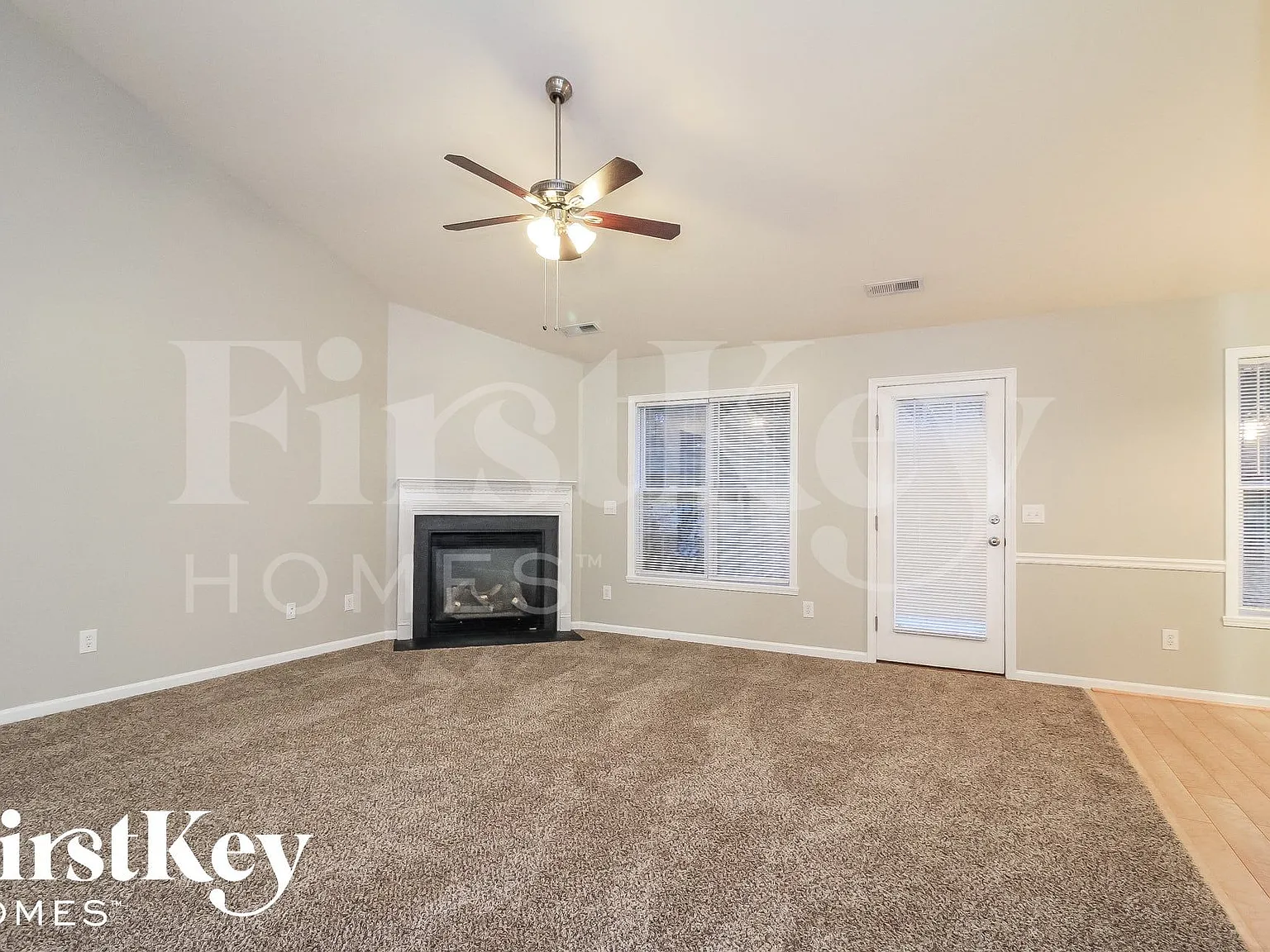 3 bed, 2.0 bath, 1500 sqft, $1,790 — Photo 4