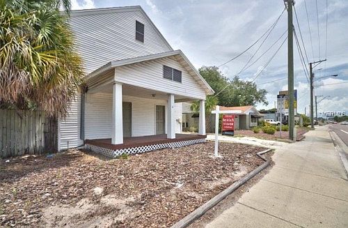 1st image of 907 W Hillsborough Ave