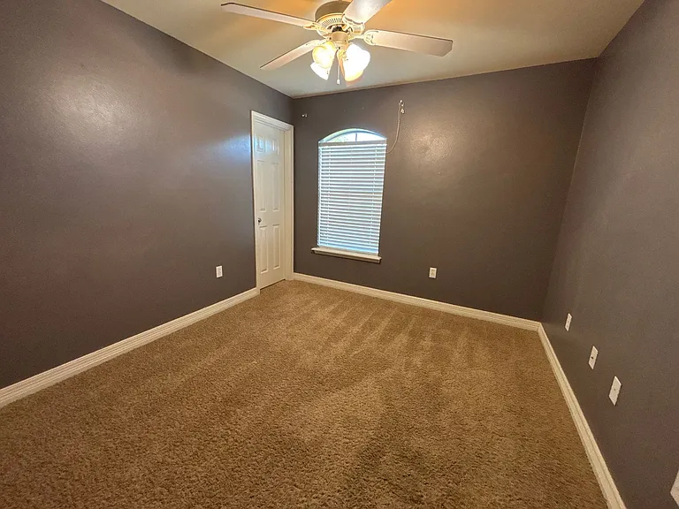 2218 Shumark Trl — Photo 10