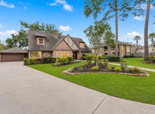 13407 Vestavia Ct, Houston, TX 77069
