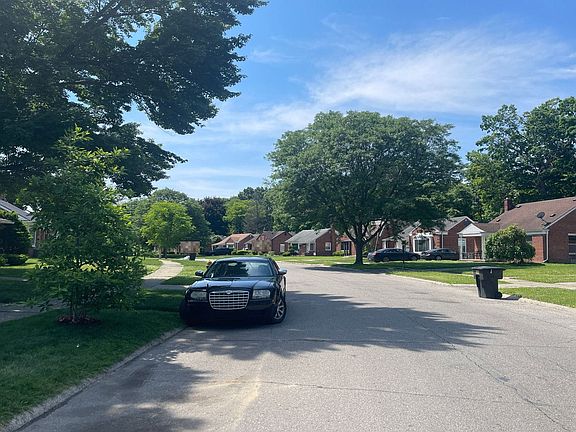 4th image of 14268 Bramell St