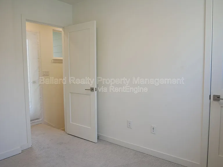 5808 17th Ave NW #B — Photo 12