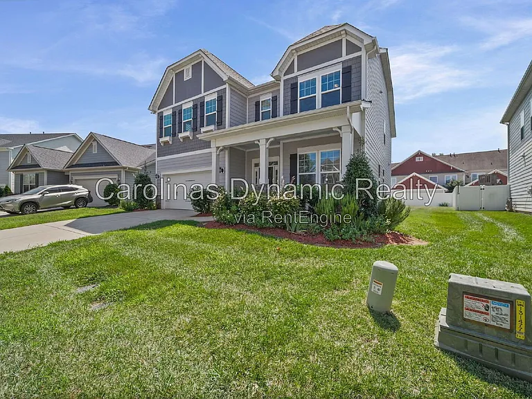 1106 Cigar Ln — Photo 3
