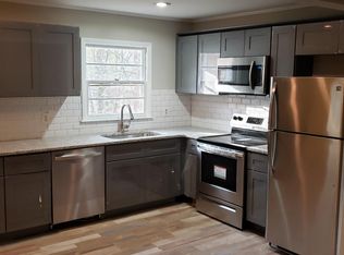 56 Candlelight Ln SW, Atlanta, GA 30331