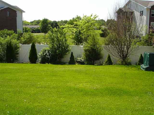 2nd image of 103 Hummingbird Ln