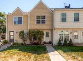 9062 W Dartmouth Pl, Lakewood, CO 80227