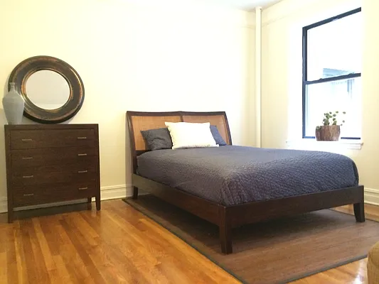 Rented by Metropolitan Equities | media 9