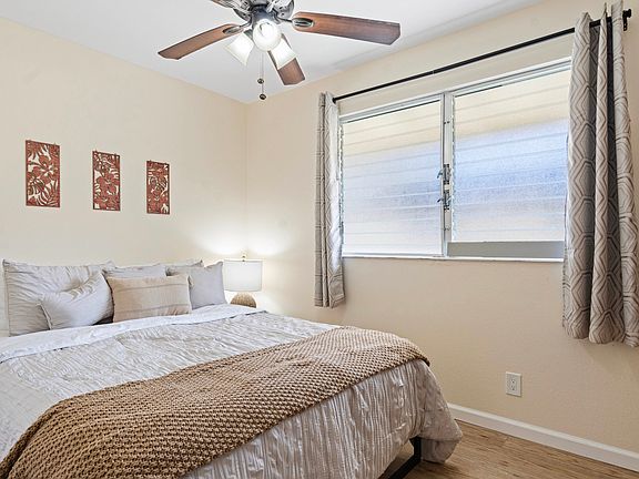 3rd image of 350 Aoloa St APT B209