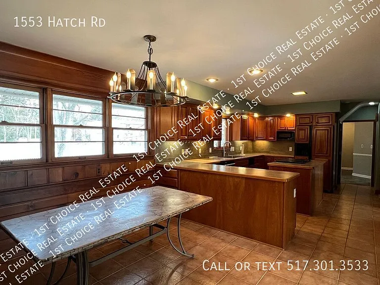 1553 Hatch Rd — Photo 10
