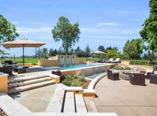 3950 Black Oak Dr, Santa Rosa, CA 95401