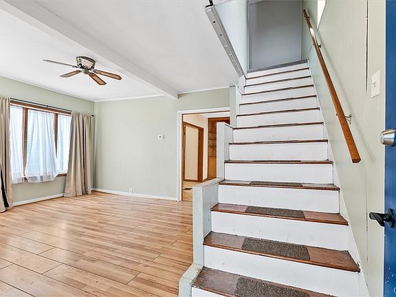 4th image of 407 State St