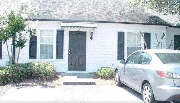 2 bed, 1100 sqft, $1,295 — Photo 1