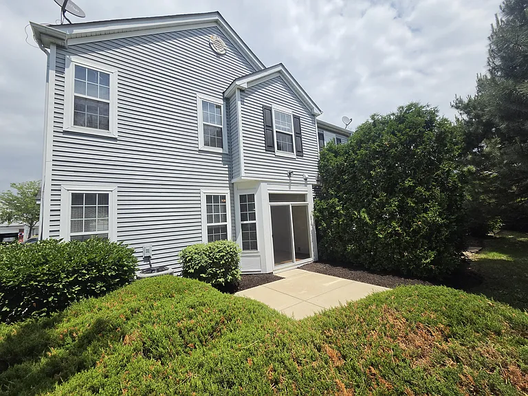 4934 Montauk Dr — Photo 28