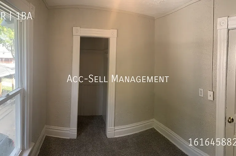 806 Douglas St NW #2 — Photo 7