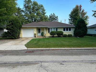 750 E School St, Owatonna, MN, 55060