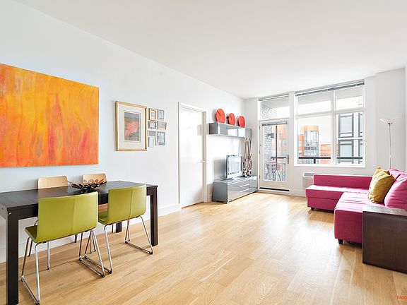 3rd image of 2-26 50th Ave #11E