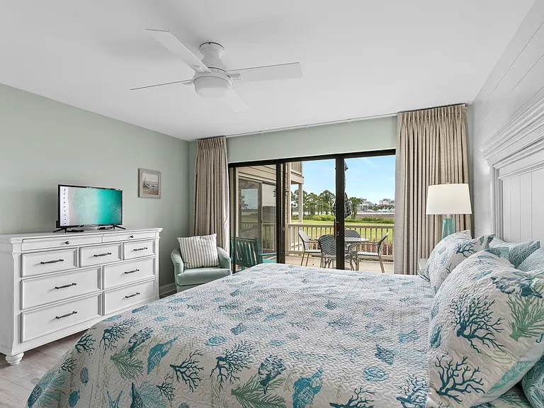Master King bed and access to deck