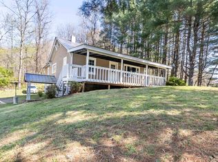 1131 Fleets Xing, Draper, VA 24324