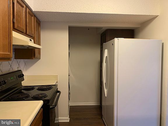 4th image of 6951 Mary Caroline Cir Unit E