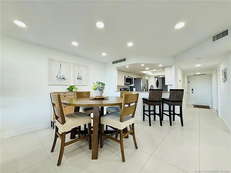 8800 S Ocean Dr #102 — Photo 18
