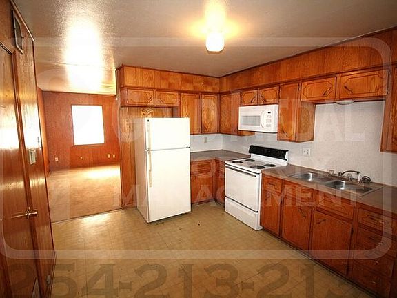 4th image of 805 Pecan Cir