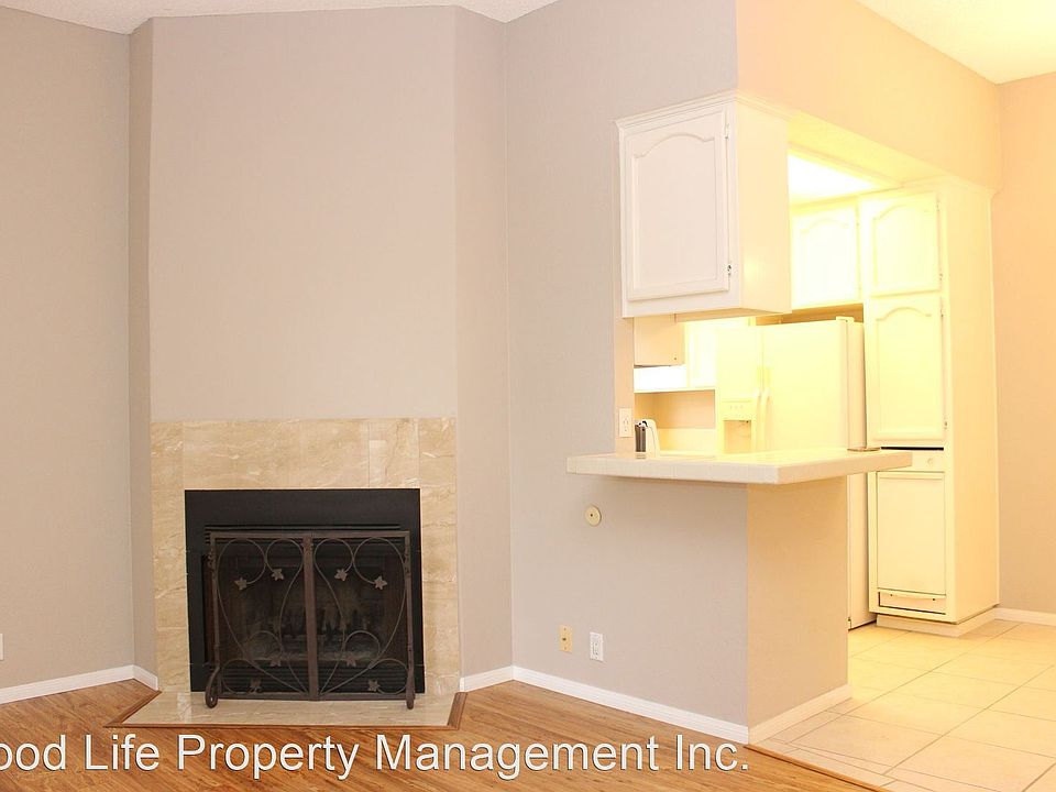 1st image of 4429 Marlborough Ave Unit 4
