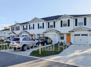 207 11th St S, Jacksonville Beach, FL 32250