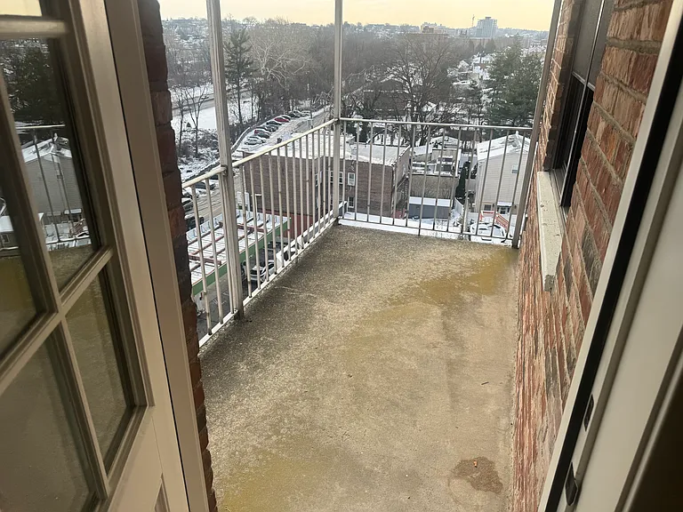 671 Bronx River Rd #3Y — Photo 9
