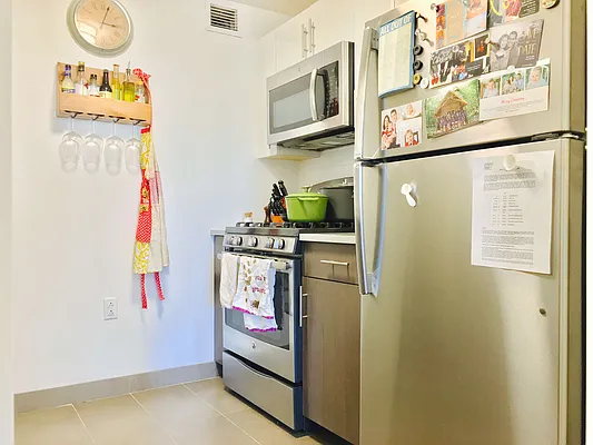 Rented by Matthew Gros-Werter, LREB  | media 32