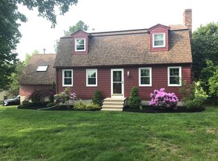 5 Horseshoe Rd, Dracut, MA 01826