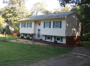 3693 Day Rd, Walkertown, NC 27051