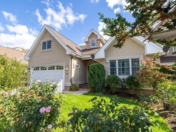 287 Langley Rd Unit 46, Newton, MA 02459