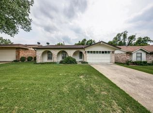 216 Melinda Dr, Mesquite, TX 75149