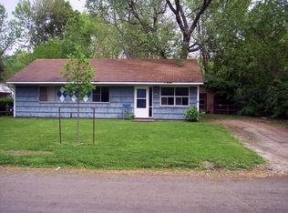 1404 Garden Hills Dr, Champaign, IL