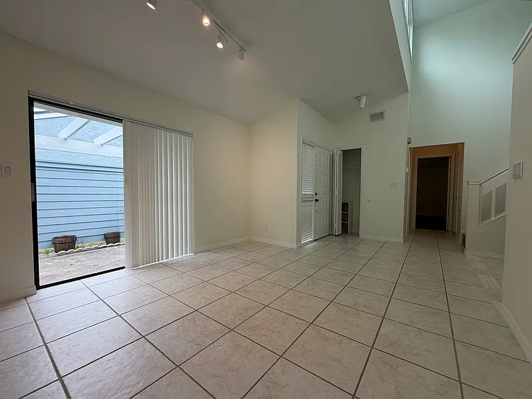 8440 Tangelo Tree Dr — Photo 23